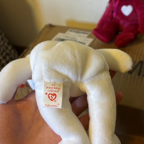 Like new, RARE beanie babies. Both have been properly stored. - Picture 4 of 5